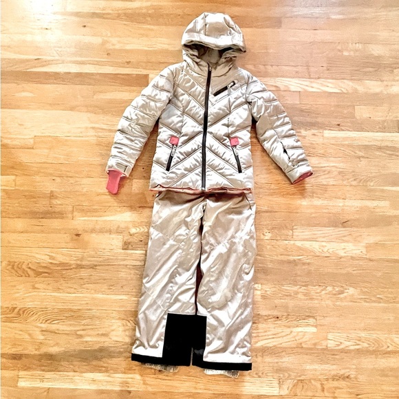Spyder Girl’s Hottie Ski Jacket and Pants - Silver - Picture 3 of 12